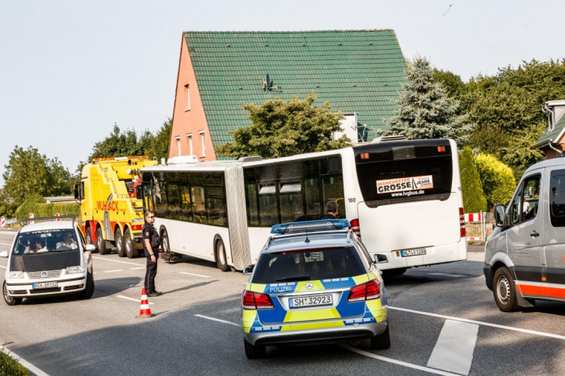 OMONDO FAITS DIVERS - Allemagne : attaque au couteau dans un bus, cinq blessés