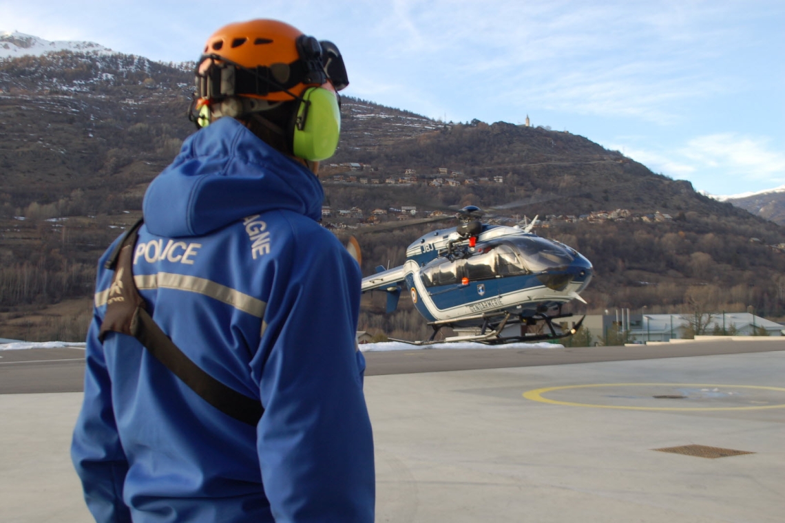 Hautes-Alpes : un client blesse par balle un chauffeur VTC