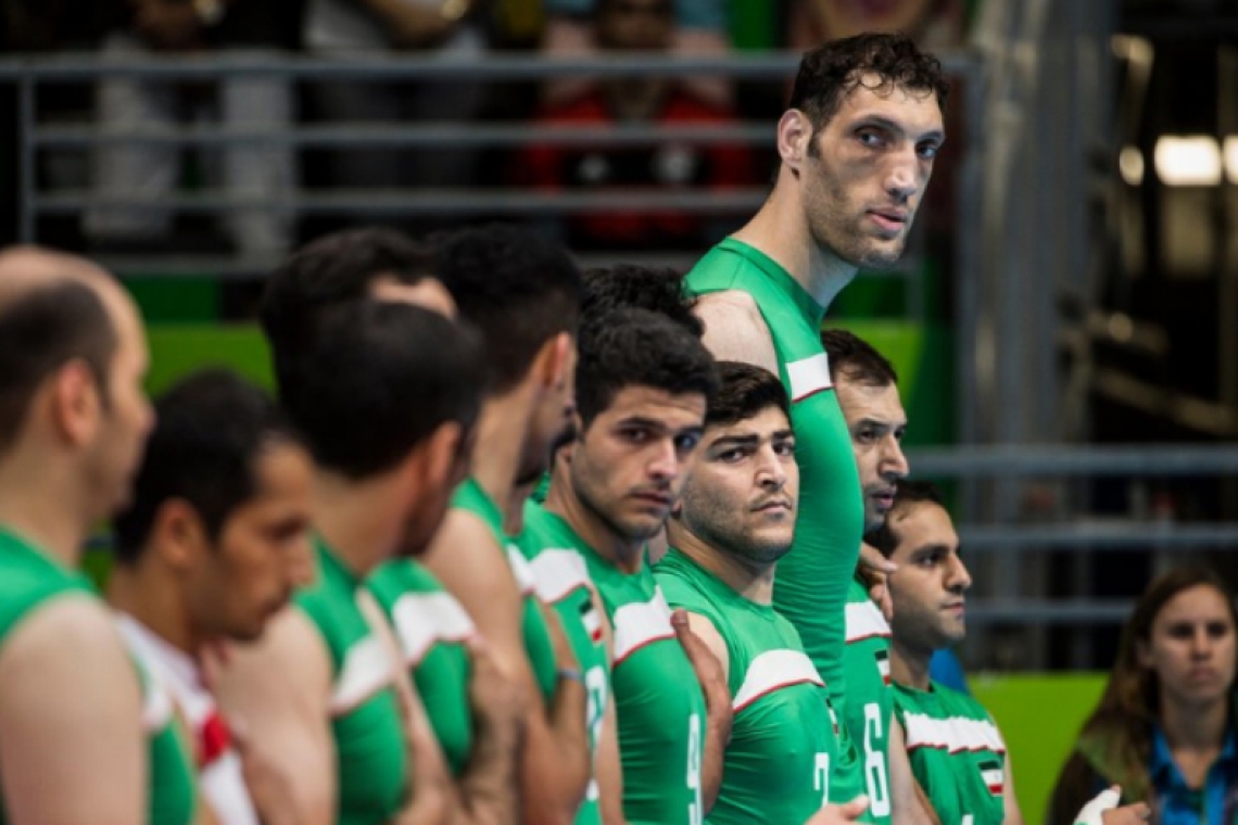 Omondo sport - jeux paralympiques : le géant iranien Morteza Mehrzad contraint de dormir au sol