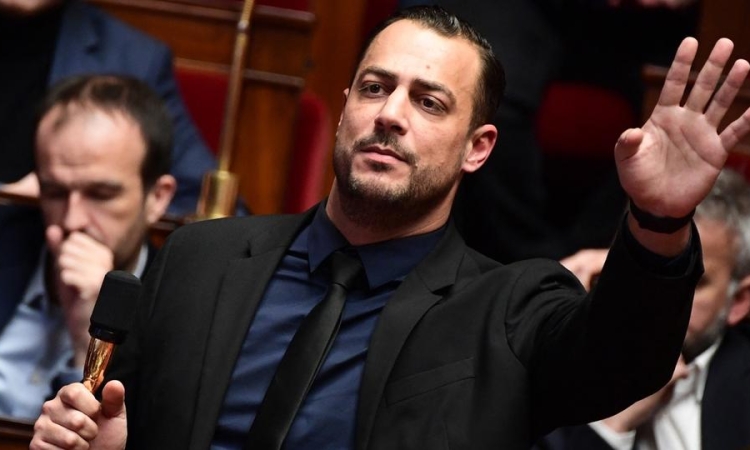 OMONDO POLITIQUE - La gauche défend Sébastien Delogu, moqué pour ses difficultés à l'Assemblée