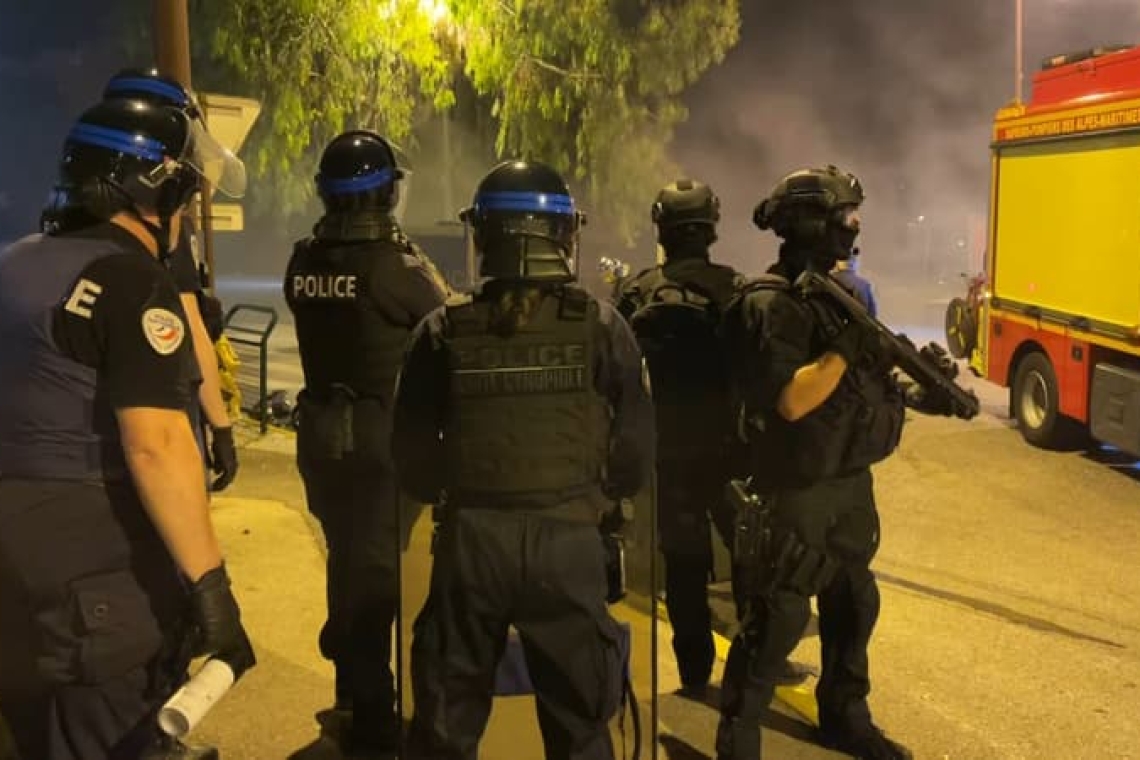 OMONDO SOCIÉTÉ - Martinique : six policiers blessés lors d'une nuit de violences urbaines