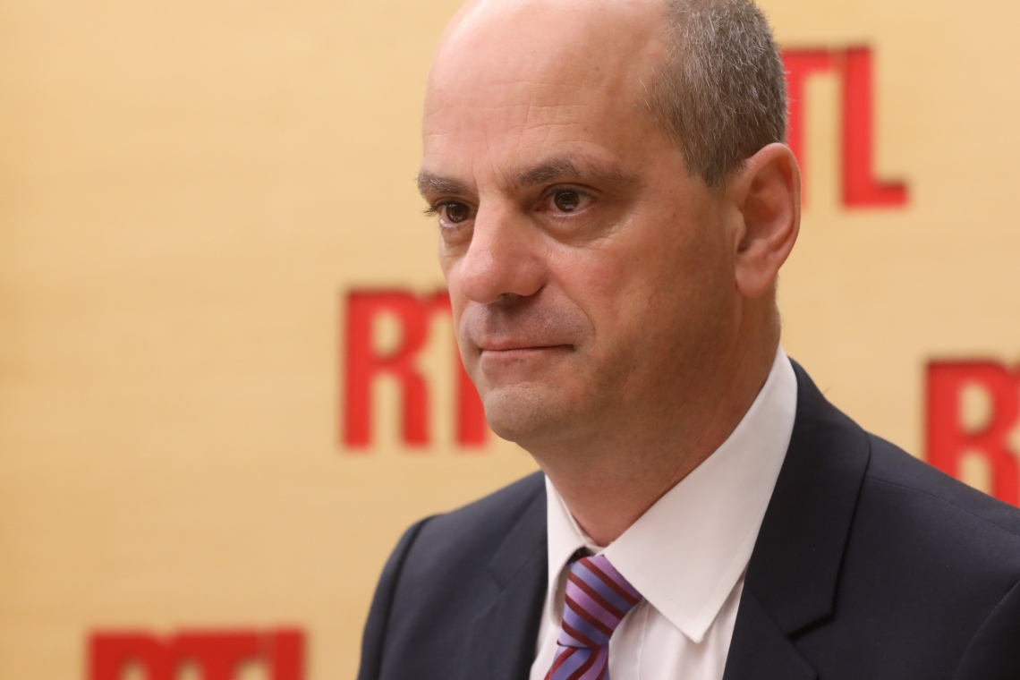 OMONDO ÉDUCATION - Jean-Michel Blanquer dénonce les pratiques d'un représentant syndical