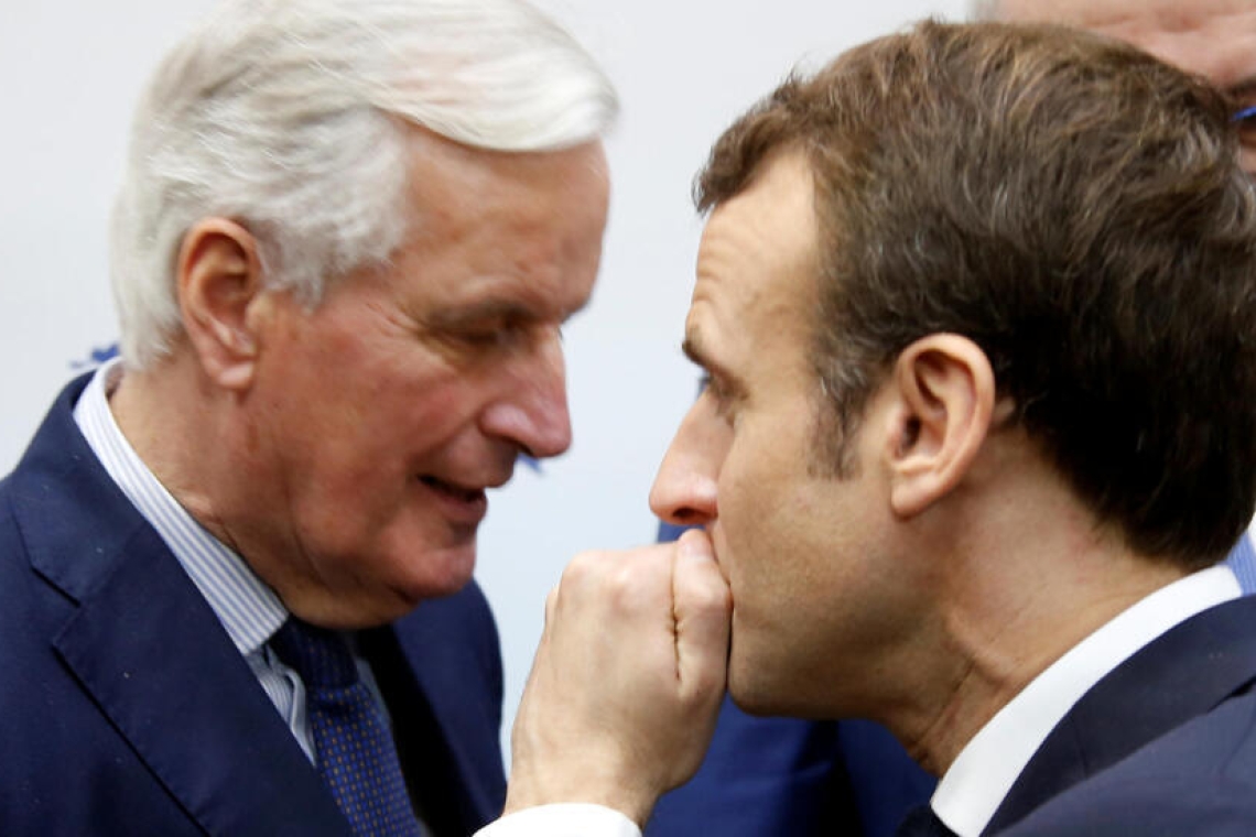 OMONDO POLITIQUE - Tensions entre Michel Barnier et la macronie : la cohabitation à l'épreuve