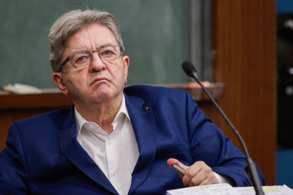 OMONDO POLITIQUE - Mélenchon appelle à afficher des drapeaux palestiniens dans les universités