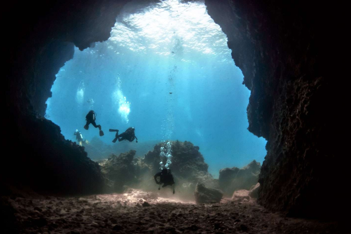 OMONDO GÉOGRAPHIE - Découverte d'un nouveau réseau de grottes sous-marines en Méditerranée