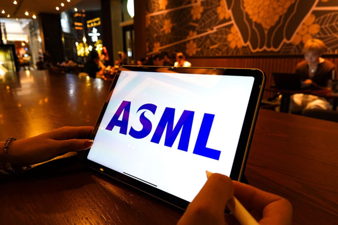 OMONDO TECHNOLOGIE - L'action d’ASML chute de 14% après la fuite de ses résultats du troisième trimestre