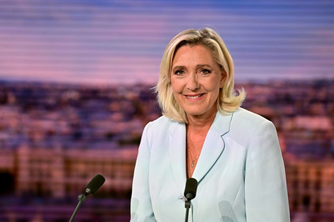 OMONDO POLITIQUE : Marine Le Pen prépare déjà 2027 - La recherche d'un directeur de campagne présidentielle est lancée