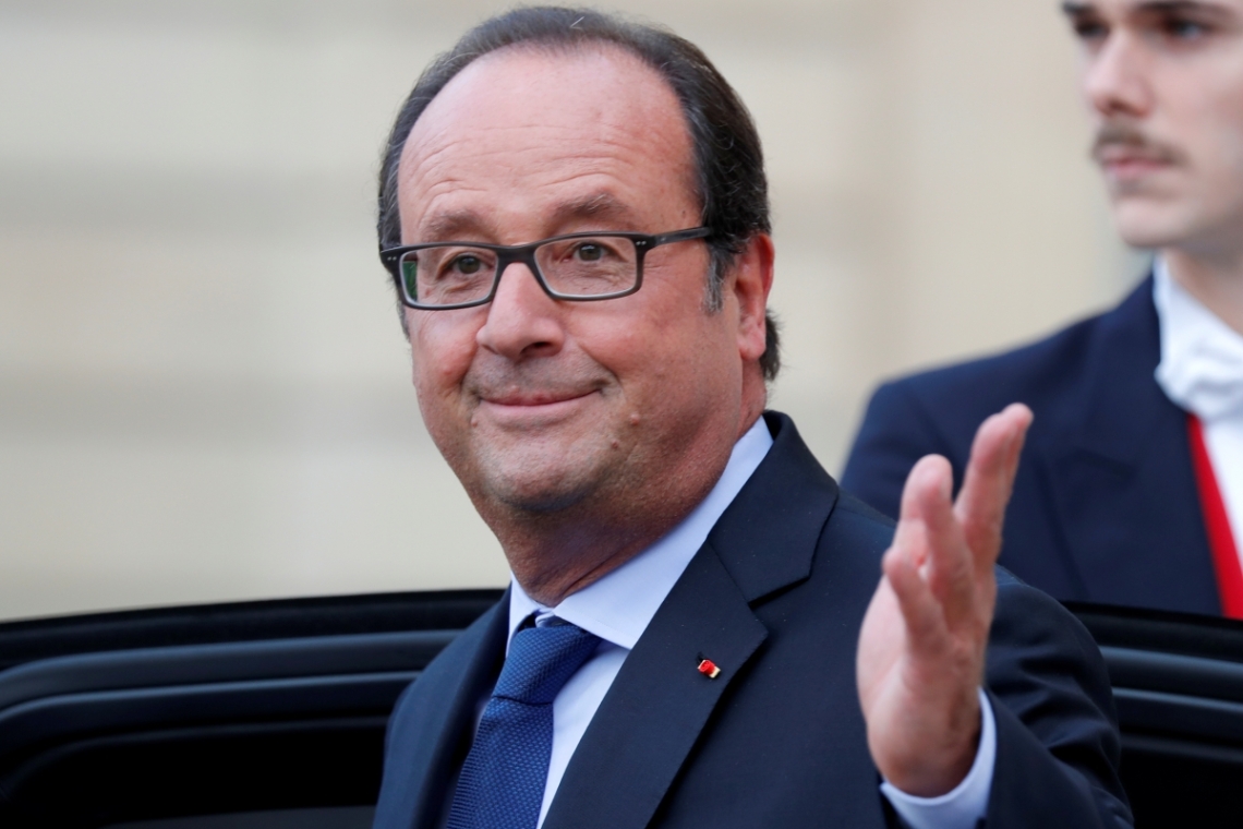 OMONDO POLITIQUE : François Hollande étrille le bilan d'Emmanuel Macron