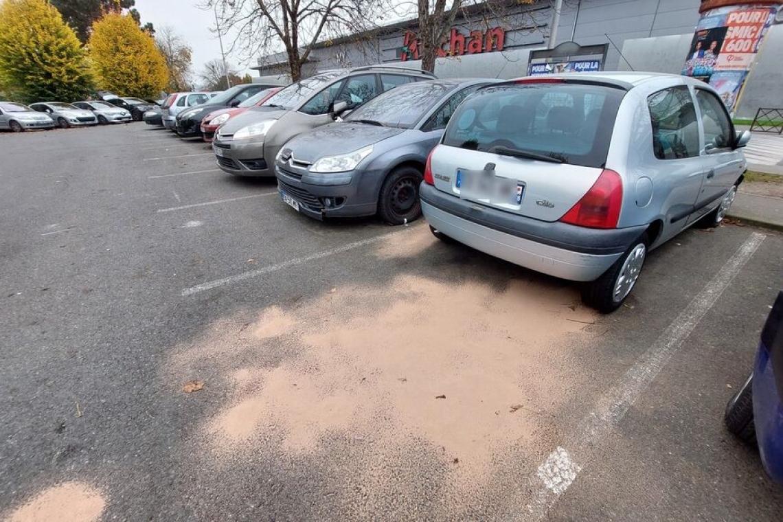 OMONDO FAITS DIVERS - Val-d'Oise : mort d'un adolescent de 17 ans poignardé en plein jour à Sarcelles