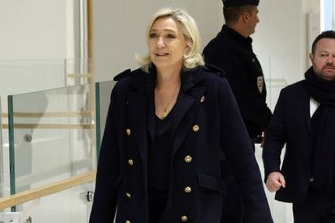 OMONDO POLITIQUE - Marine Le Pen réagit aux réquisitions du procès des assistants parlementaires du FN