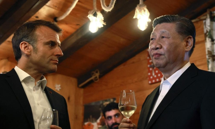 Taxation chinoise sur le cognac : Macron et Barnier cherchent une solution diplomatique