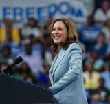 Kamala Harris plébiscitée par les électeurs démocrates pour la présidentielle de 2028