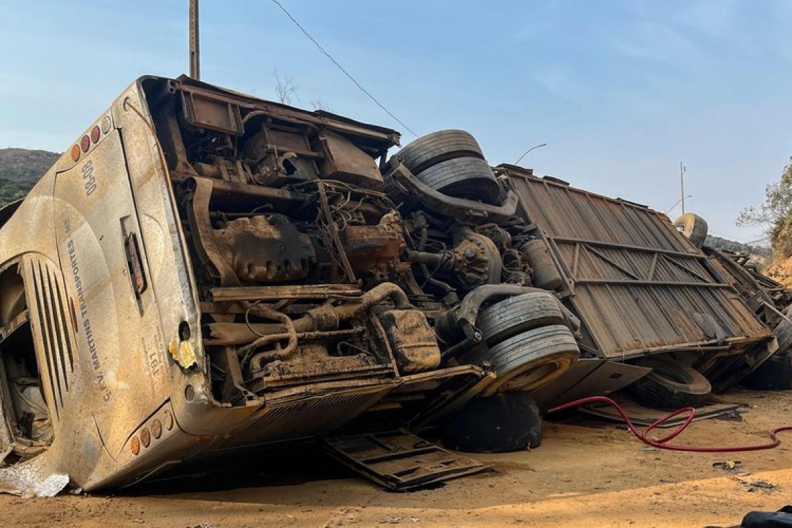 Brésil : 23 morts après la chute d'un car dans un ravin, un drame révélateur des défis de sécurité routière