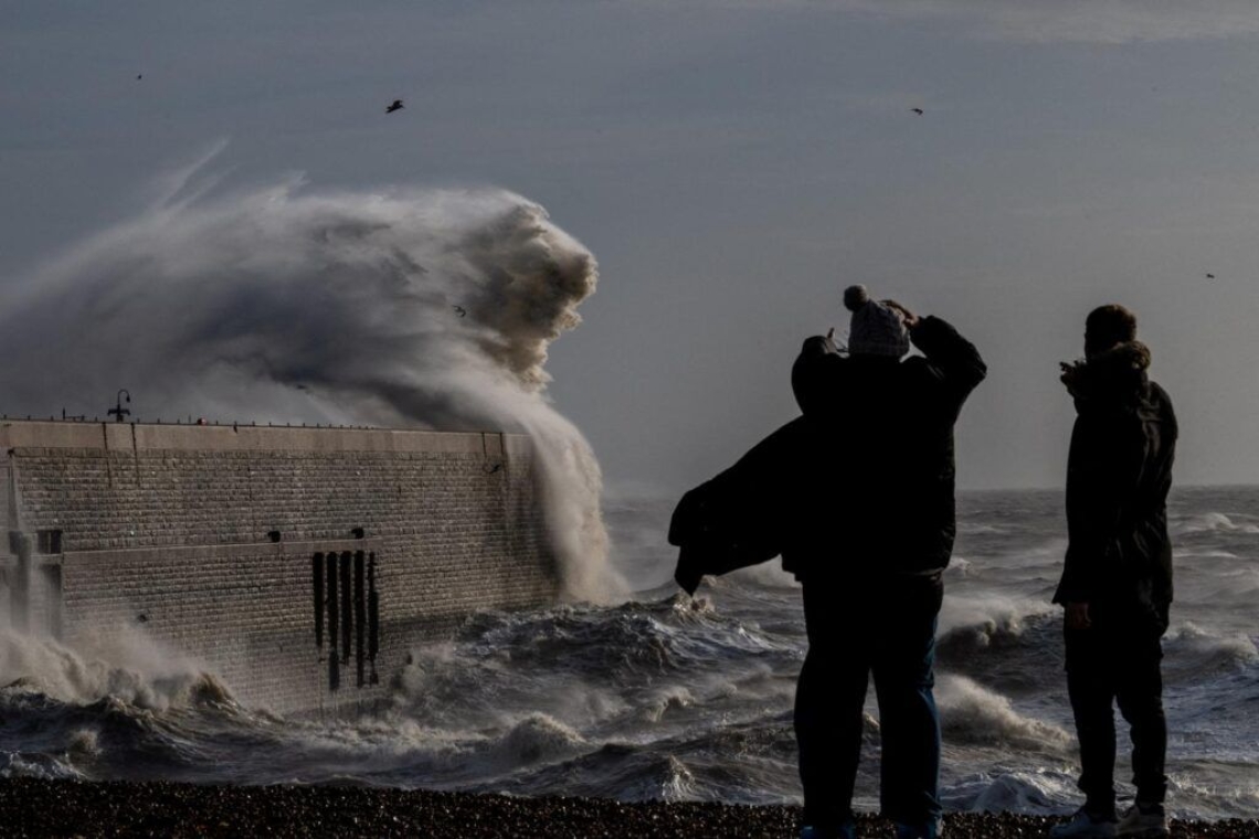 Tempête Bert : dégâts et perturbations en Grande-Bretagne