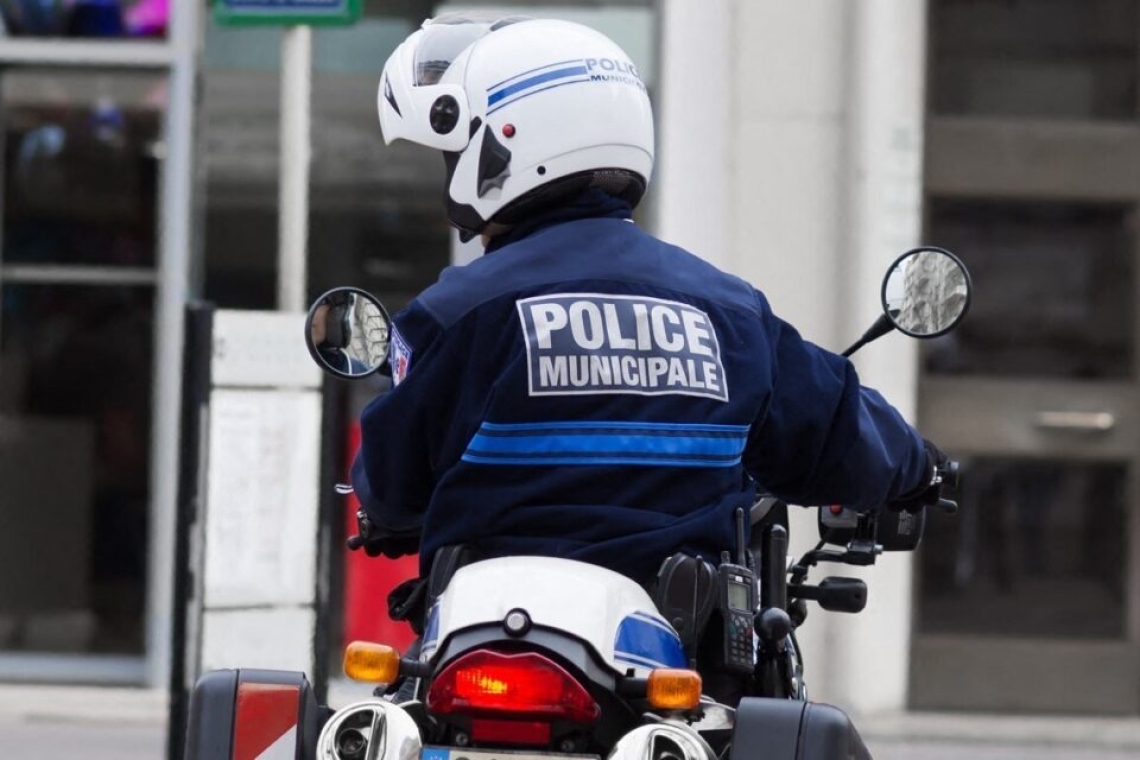 Hauts-de-Seine : Un policier municipal blessé lors d’un refus d’obtempérer, les autorités ripostent en ouvrant le feu