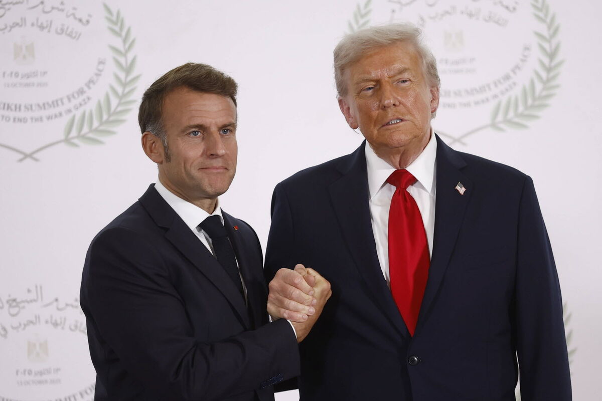emmanuel-macron-veut-faire-entendre-la-voix-de-la-france-aupres-de-donald-trump-qui-a-joue-le-premier-role-dans-l-accord-entre-israel-et-le-hamas-photo-sipa-ap-yoan-valat-1760379401.jpg