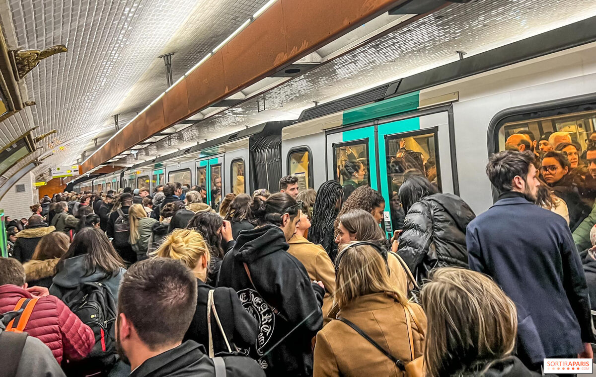 884793-la-ligne-6-du-metro-arretee-et-perturbations-sur-les-lignes-5-et-9-a-paris-ce-vendredi-28-avril-greve-metro.jpg