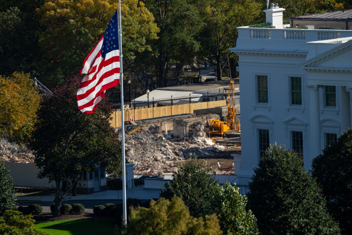 1791332-l-aile-est-de-la-maison-blanche-a-ete-entierement-demolie-a-washington-d-c-aux-etats-unis-le-23-octobre-2025.jpg