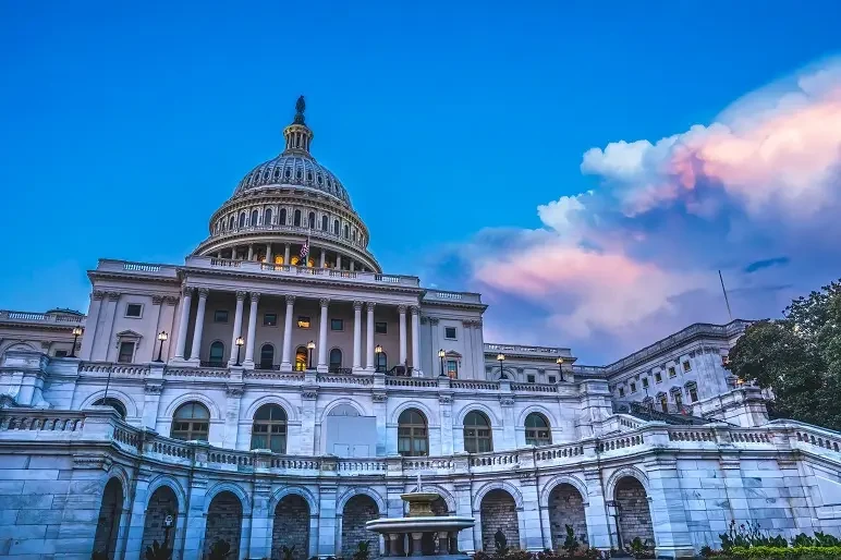 F-Congress-123rf-234321233_l.webp