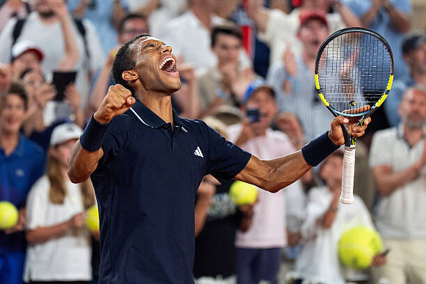 PARIS, FRANCE - MAY 26: Felix Auger-Aliassime of Canada during Day Three of the 2026 French Open at Roland Garros on May 26, 2026 in Paris, France. (Photo by Marleen Fouchier/BSR Agency/Getty Images)