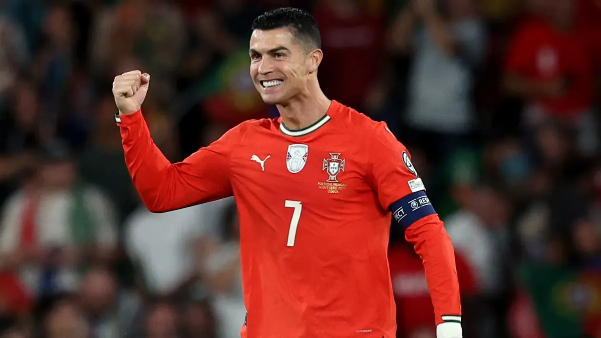 Cristiano_Ronaldo_Portugal_2025.jpg.webp