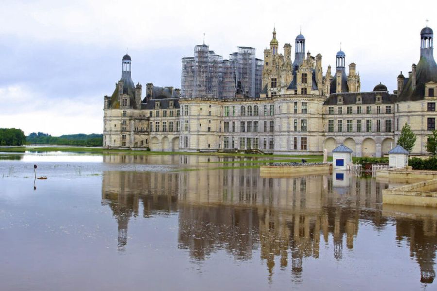France : Un château historique submergé par les inondations
