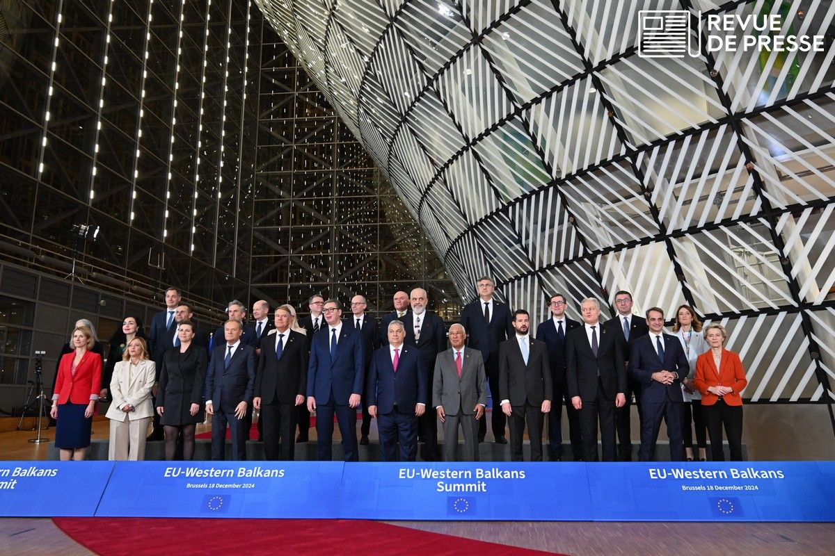 Élargissement de l'Union Européenne : Avancées et Blocages dans les Balkans Occidentaux