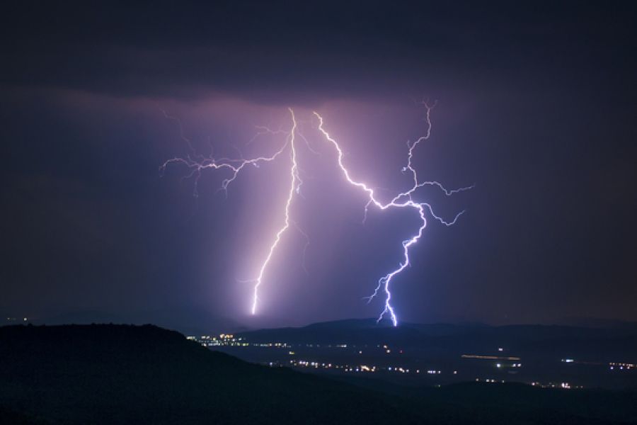 Les orages frappent le Massif central après une nuit tumultueuse en Isère