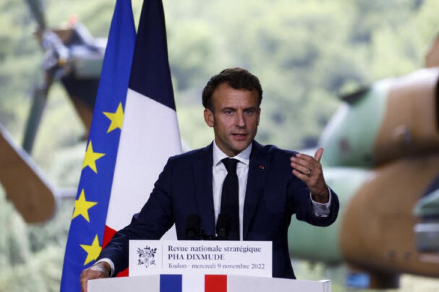 Emmanuel Macron et l'Autonomie Stratégique : La France peut-elle mener la défense européenne sans les USA ?