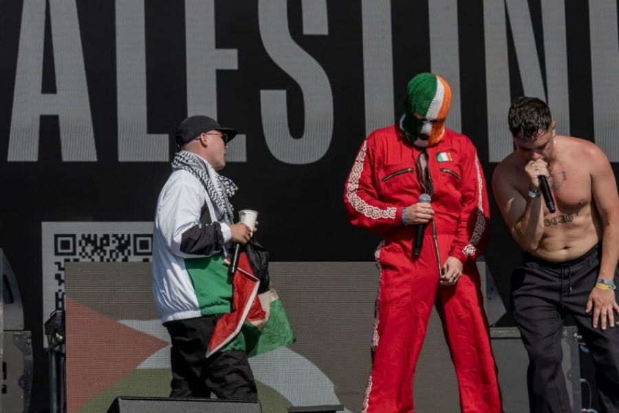 Le festival Rock en Seine débute sous tension autour du groupe Kneecap