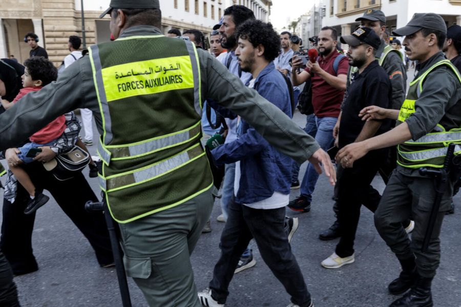 Maroc en tensions : violences sociales et révolution silencieuse pour la santé et l'éducation