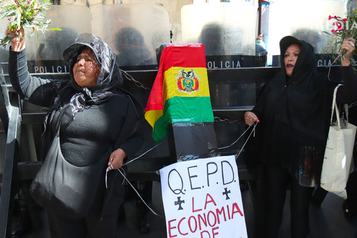 Bolivie : Le Déclin du Mouvement Socialiste. Crise Économique et Nouvelle Donne Politique Post-Morales.