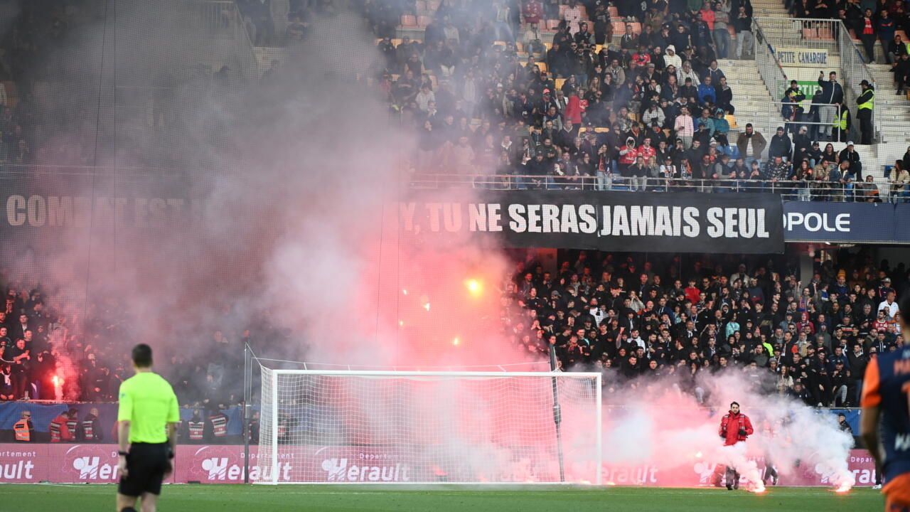 Ligue 1 : Jets de fumigènes, feu en tribunes, le match Montpellier-Saint-Étienne définitivement interrompu : La violence gangrène le football français