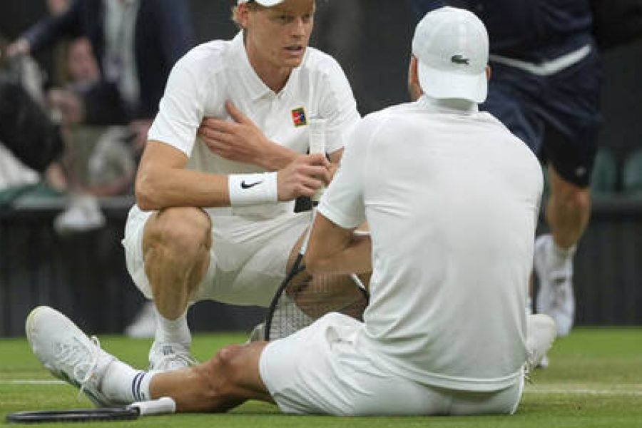 Sinner en quarts après l’abandon tragique de Dimitrov, la résilience à l’italienne