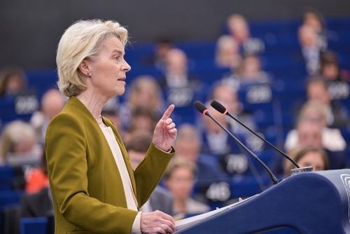 Défense européenne : Le plaidoyer d'Ursula von der Leyen pour une autonomie stratégique totale face aux mutations de l'OTAN