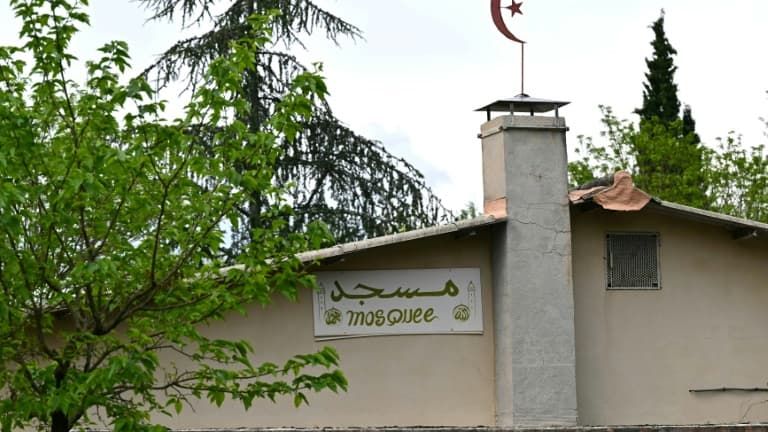 Meurtre dans une mosquée du Gard – Le suspect transféré en hôpital psychiatrique