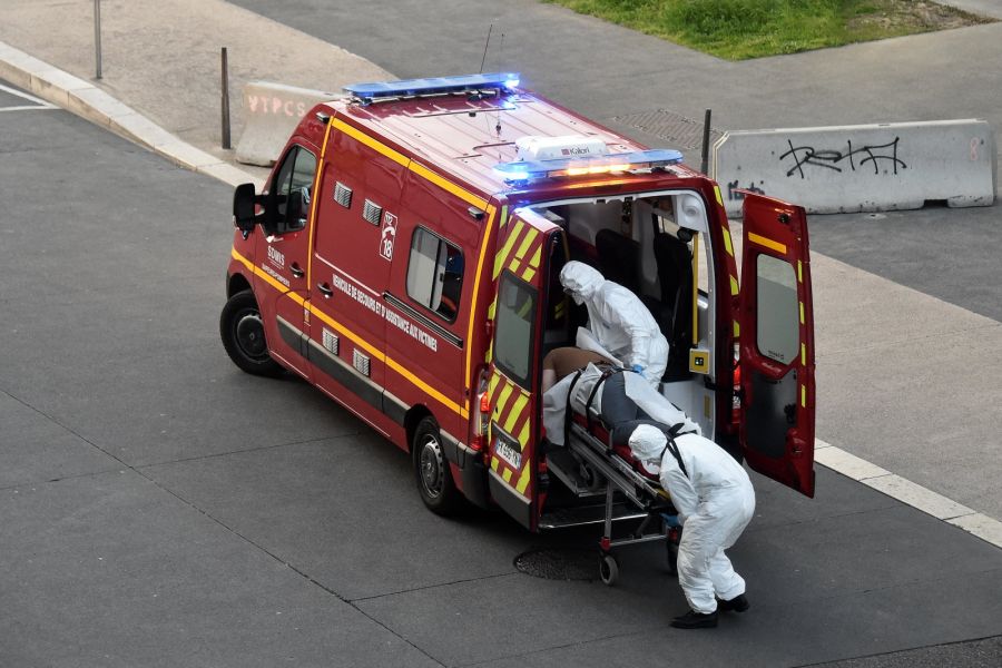 Pompiers de Lyon alertent – La crise du transport des patients en surpoids extrême