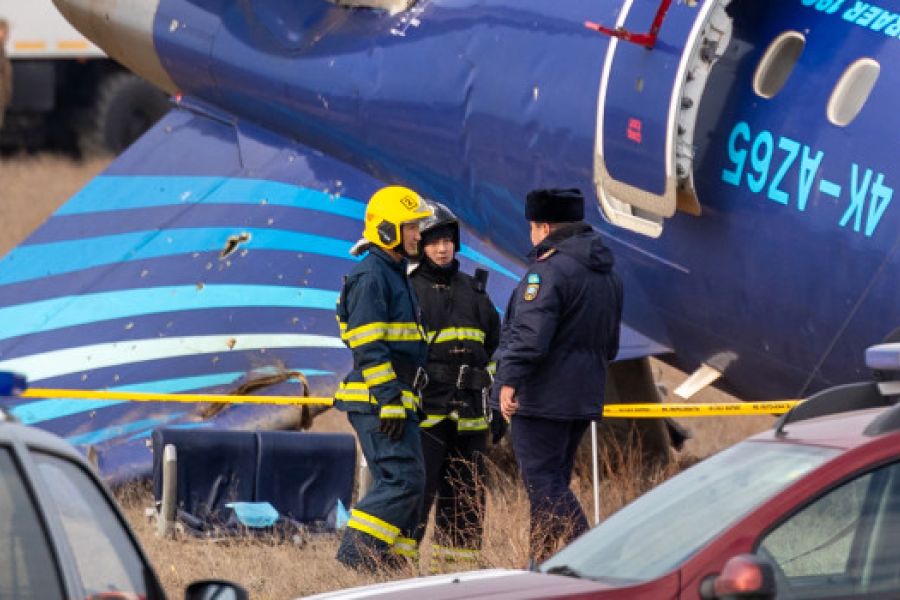 Crash d'Azerbaijan Airlines : Le récit glaçant d'un survivant : "Je pensais que l'avion tomberait en morceaux"