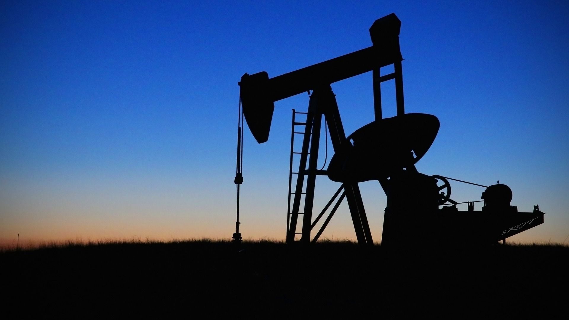 OMONDO ÉCONOMIE - Le cours du pétrole Brent chute sous les 70 dollars, au plus bas depuis 2021