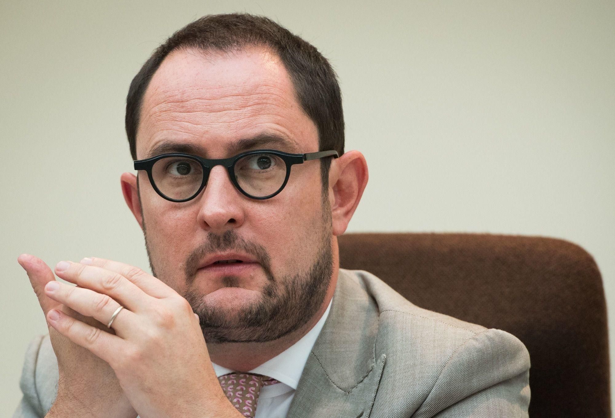 Scandale politique en France et Belgique le ministre belge de la Justice démissionne