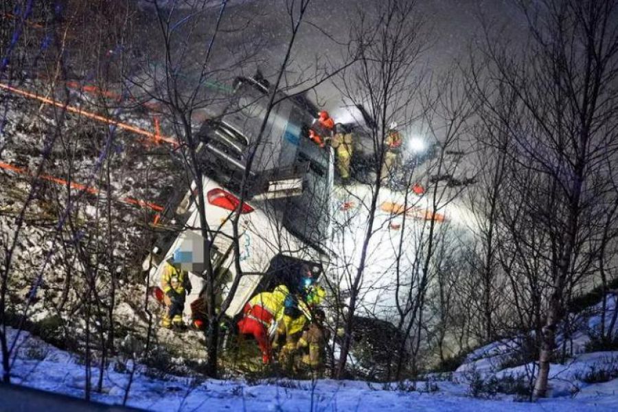 Trois morts et quatre blessés dans un accident de bus en Norvège