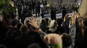 OMONDO ENVIRONNEMENT - Espagne : manifestations massives contre la gestion des inondations à Valence