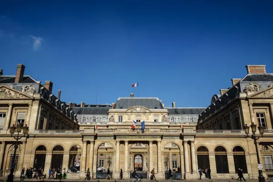 L'influence des hautes écoles et des grands corps de l'État dans la sélection des dirigeants français