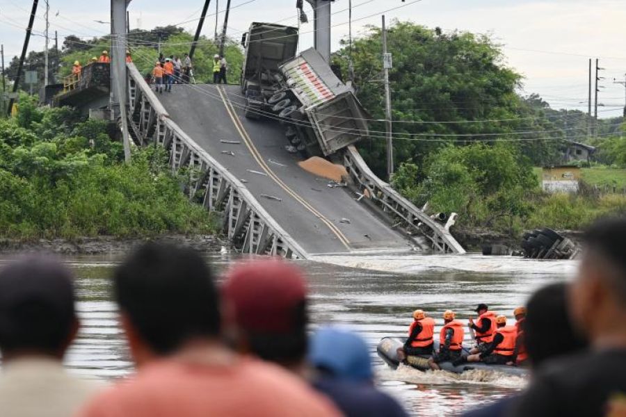 Équateur : L'effondrement d'un pont révèle la fragilité des infrastructures et la corruption rampante