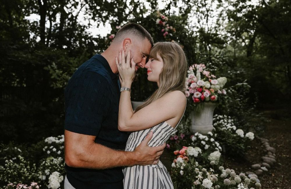 Taylor Swift et Travis Kelce, le couple phénomène : mariage annoncé sur Instagram, la planète people en ébullition