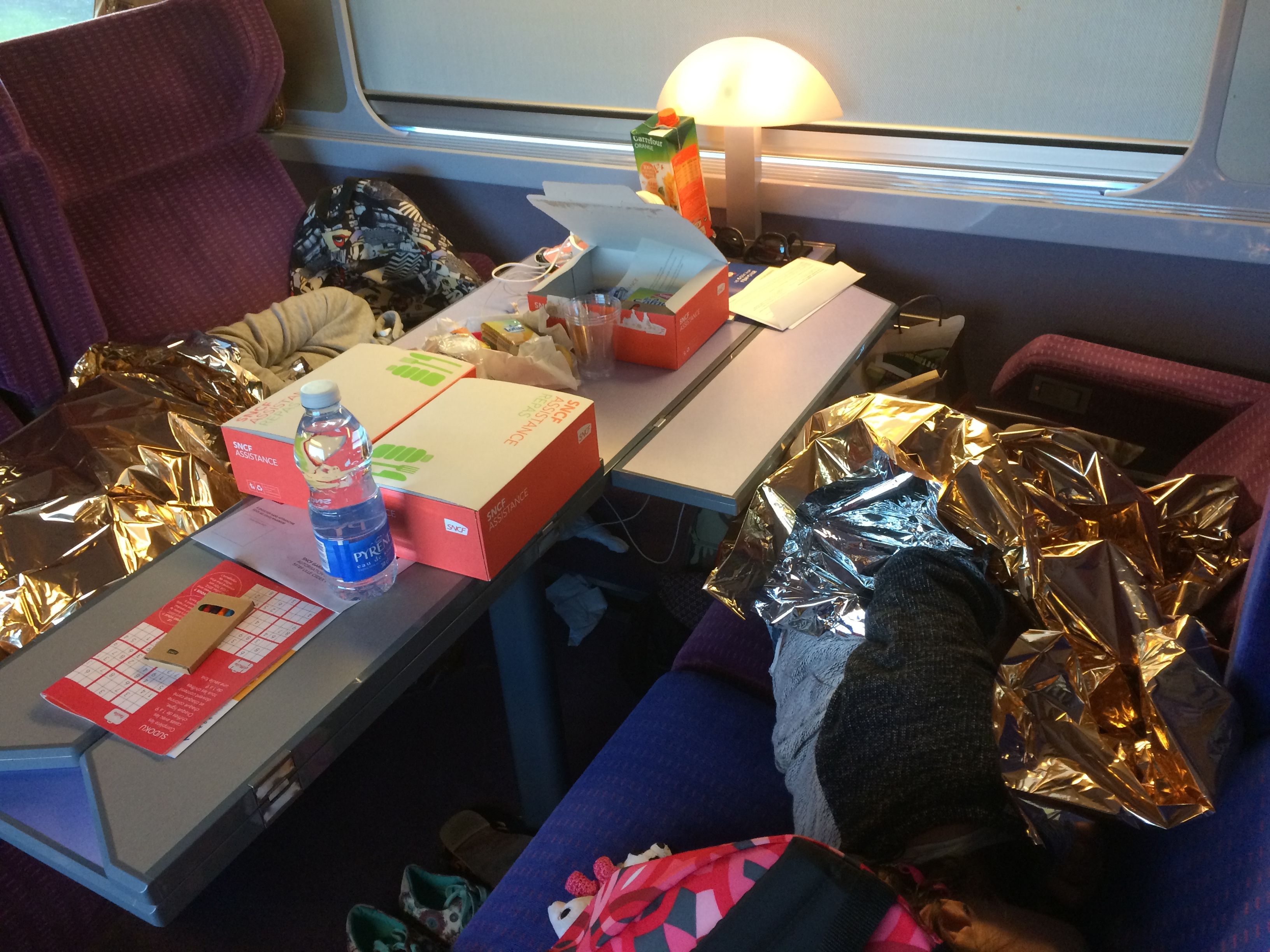 Le retour tant espéré de la chaleur estivale reste incertain, vacanciers dans l’attente