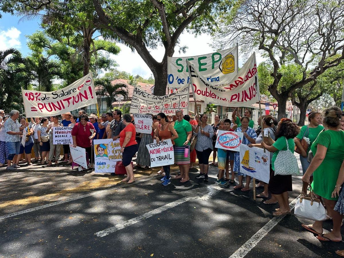 Polynésie : plusieurs centaines de touristes bloqués par une grève des fonctionnaires, crise sociale et économique en vue