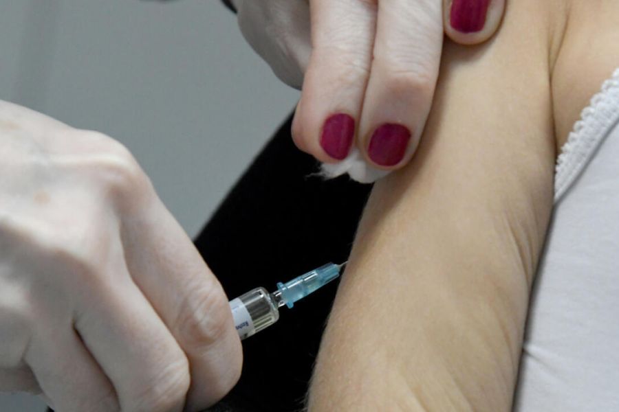 RETOUR DE LA ROUGEOLE : Le Canada perd son statut sanitaire : un avertissement sur la baisse des taux de vaccination et le risque épidémique.