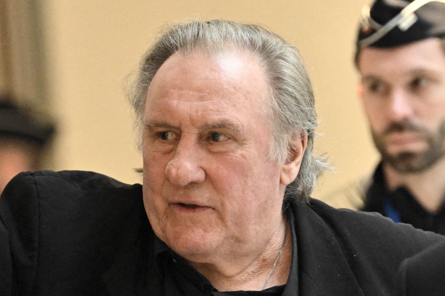 Procès de Gérard Depardieu : l'acteur nie les accusations d'agression sexuelle