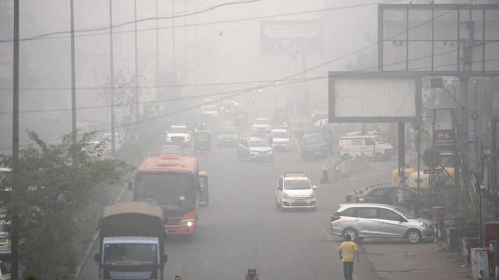 Delhi lance des essais d’ensemencement des nuages contre la pollution : une innovation climatique sous surveillance